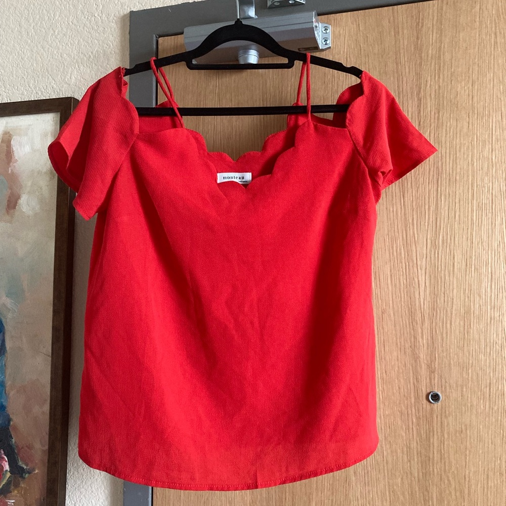 Monteau off the shoulder top